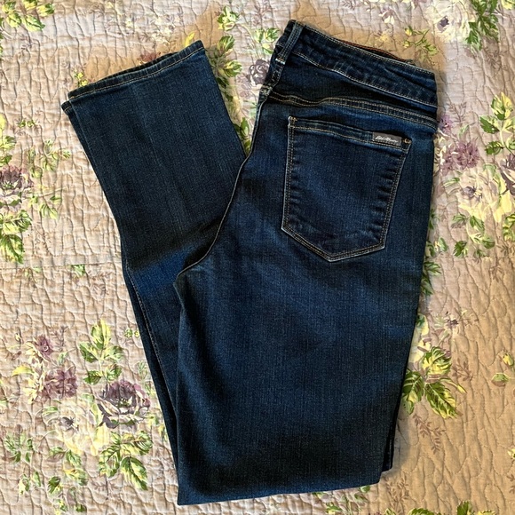 2 Pairs Eddie Bauer Jeans - Picture 2 of 4